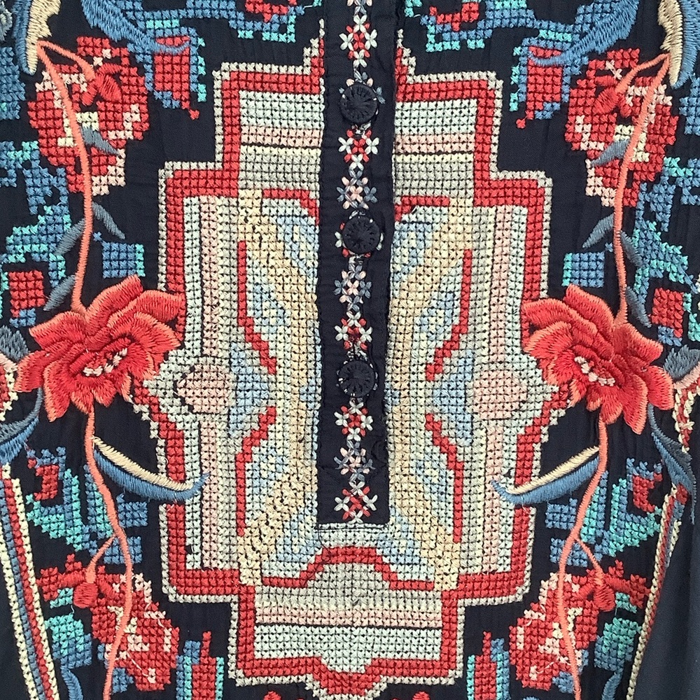 Johnny Was Tunic with Embroidery - Picture 3 of 11